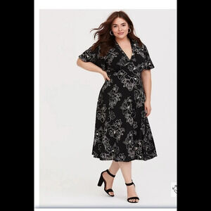 Torrid Black Floral Jersey Knit Midi Dress
